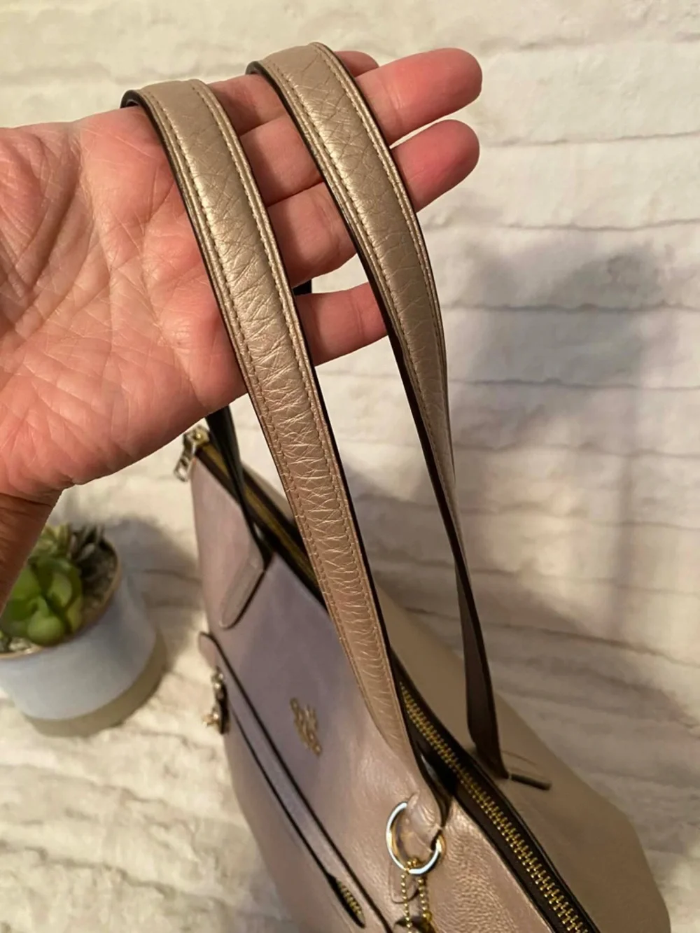 Like New Coach Tote Bag
